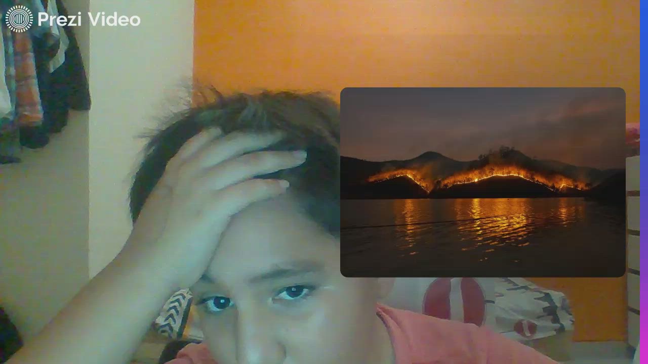 profe puedo ir al baño por favor by Jesica Karina Crespo Bolaños on Prezi  Video